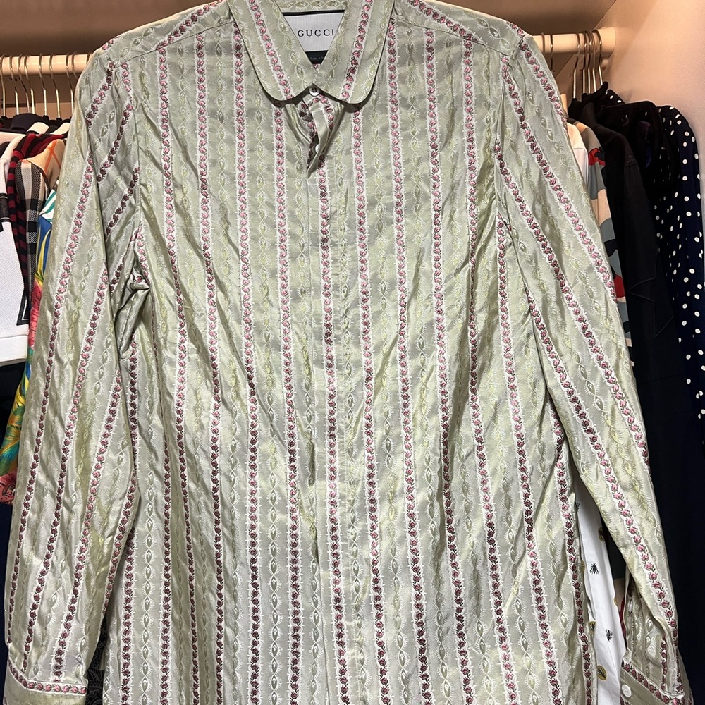 Gucci Men's Dress Shirt - 100% Silk - Cream and Red Stripes with Floral Details